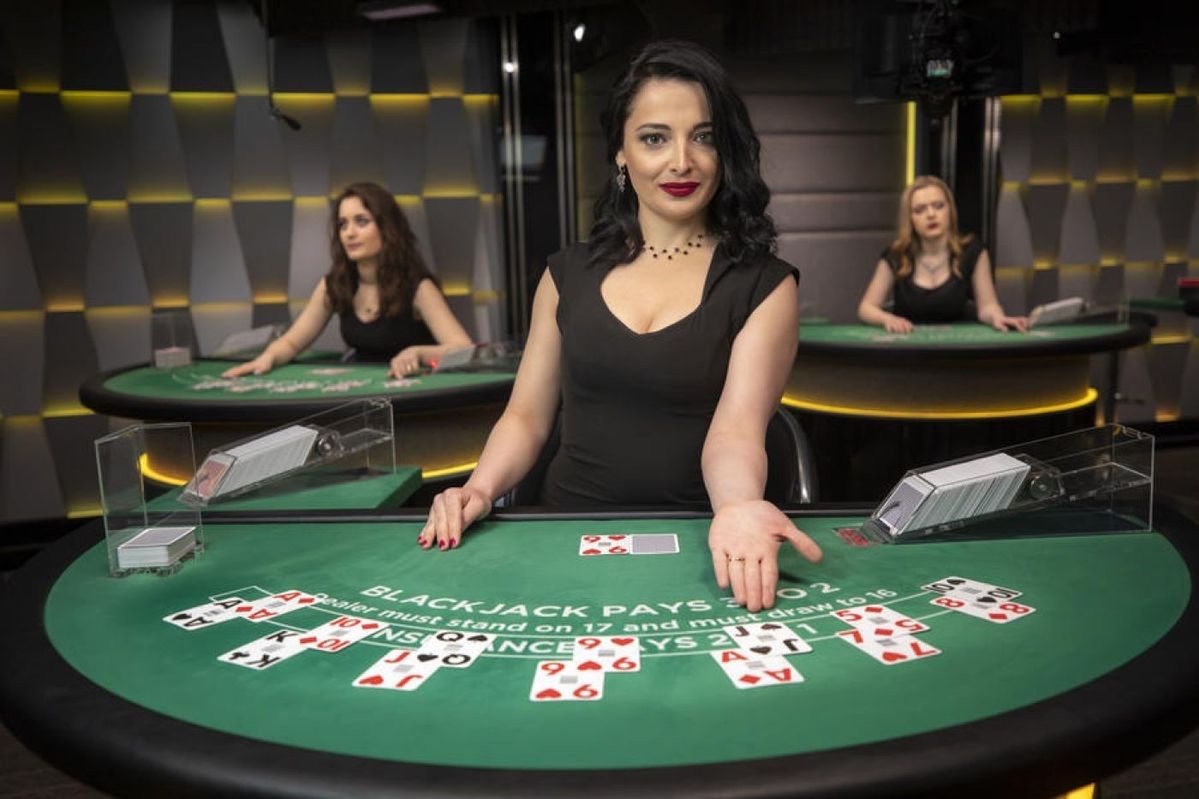 betpkr download Live Casino